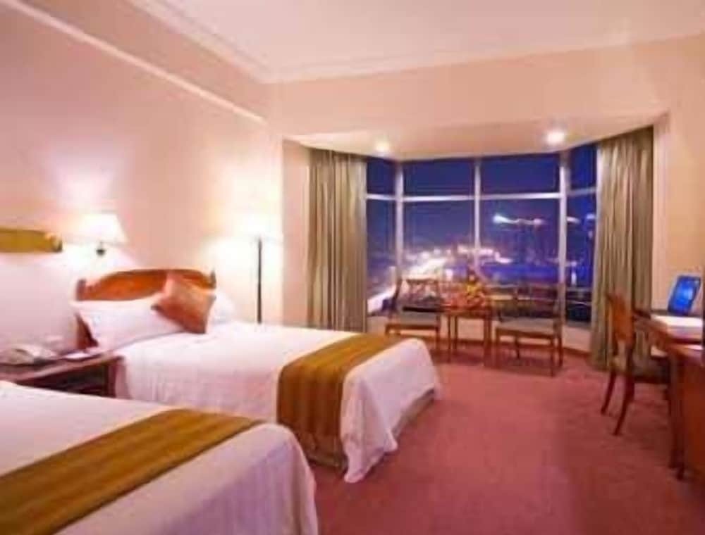 Гуанчжоу: Ramada Pearl Guangzhou