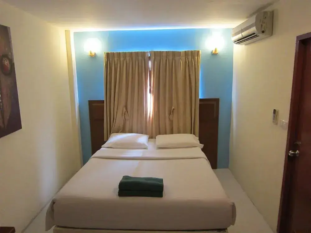 Паттайя: 18 Coins Hotel