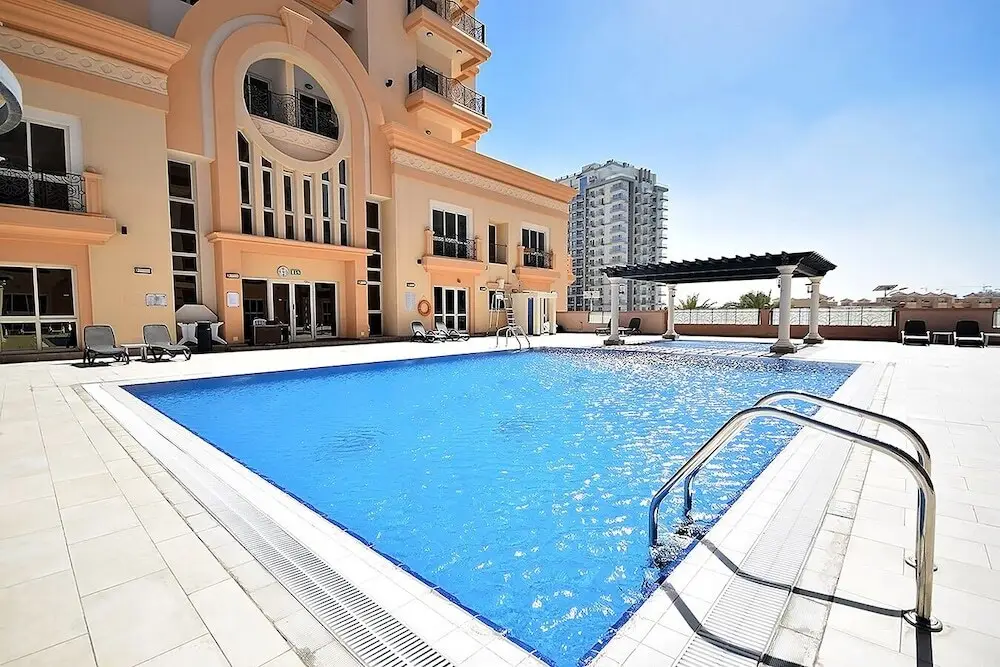 Дубай: Key Host - Canal Residence Ven 06