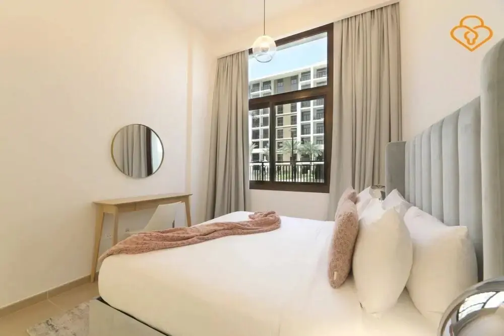 Дубай: Jenna 1 2 B/R Apt 104 Town Square