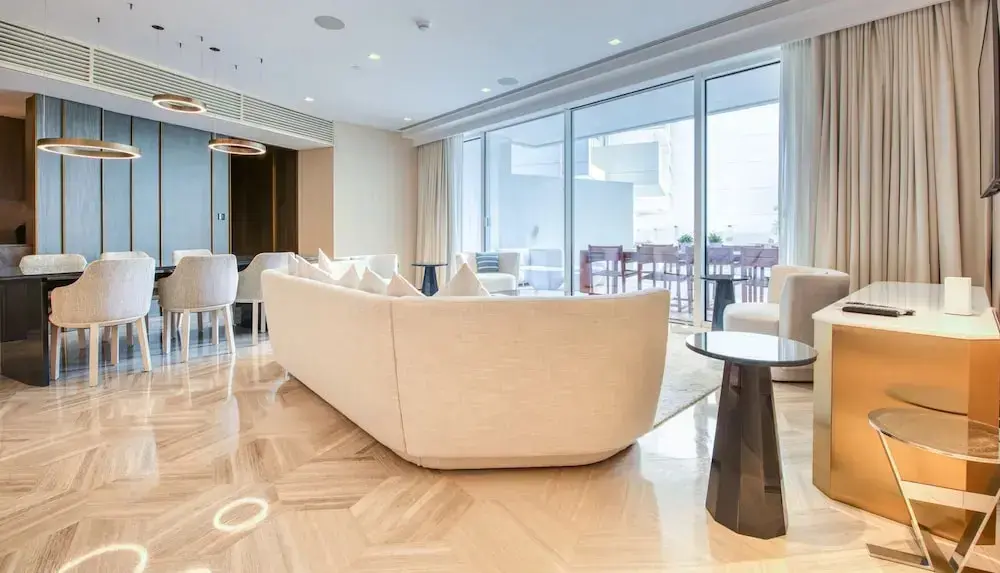 Дубай: Five Palm Jumeirah Unit 30104