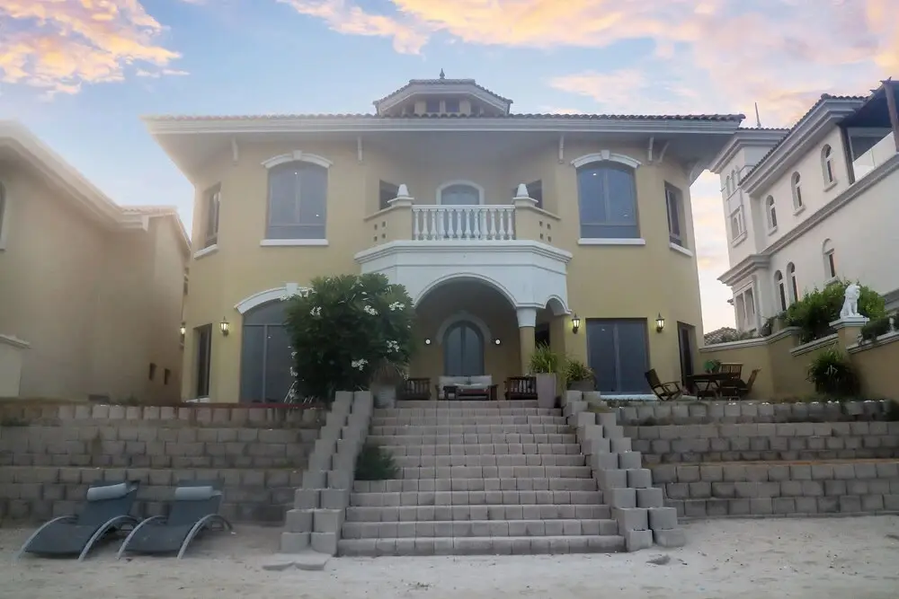 Дубай: FAM Living Villa - Private Beach Palm