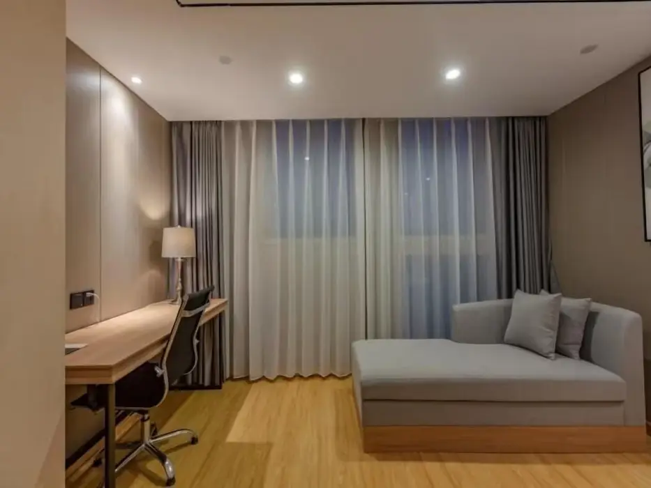 Цзясинь: GreenTree Inn Zhejiang Jiaxing Honghe Town Business Hotel