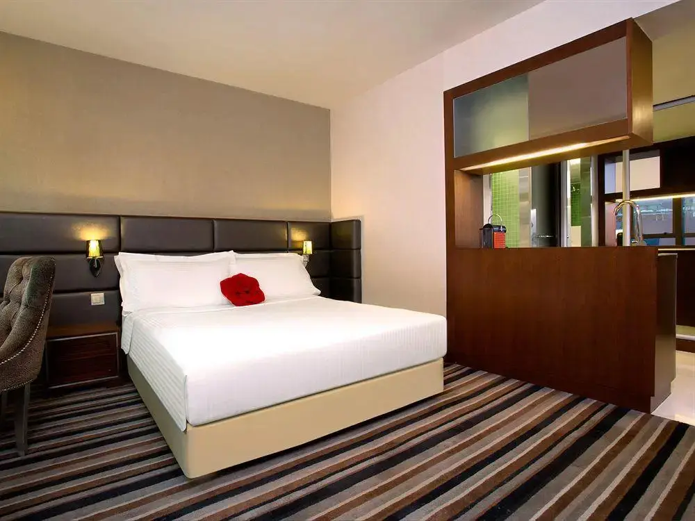 Гонконг: Travelodge Central,Hollywood Road