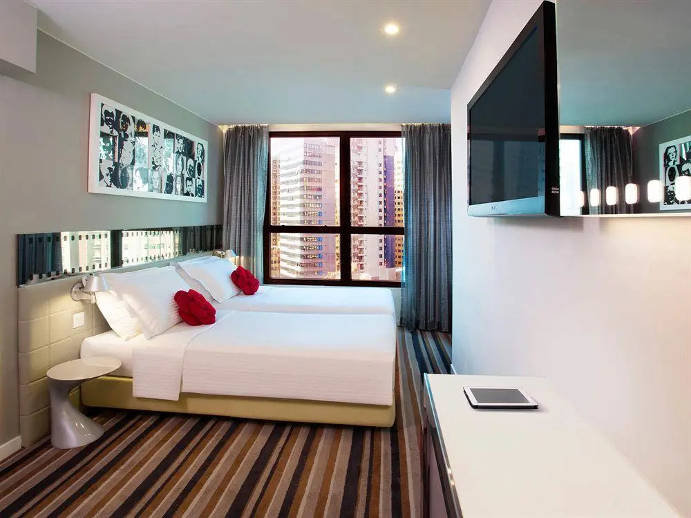 Гонконг: Travelodge Central,Hollywood Road