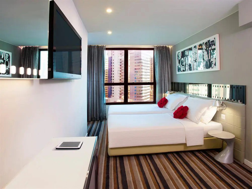Гонконг: Travelodge Central,Hollywood Road