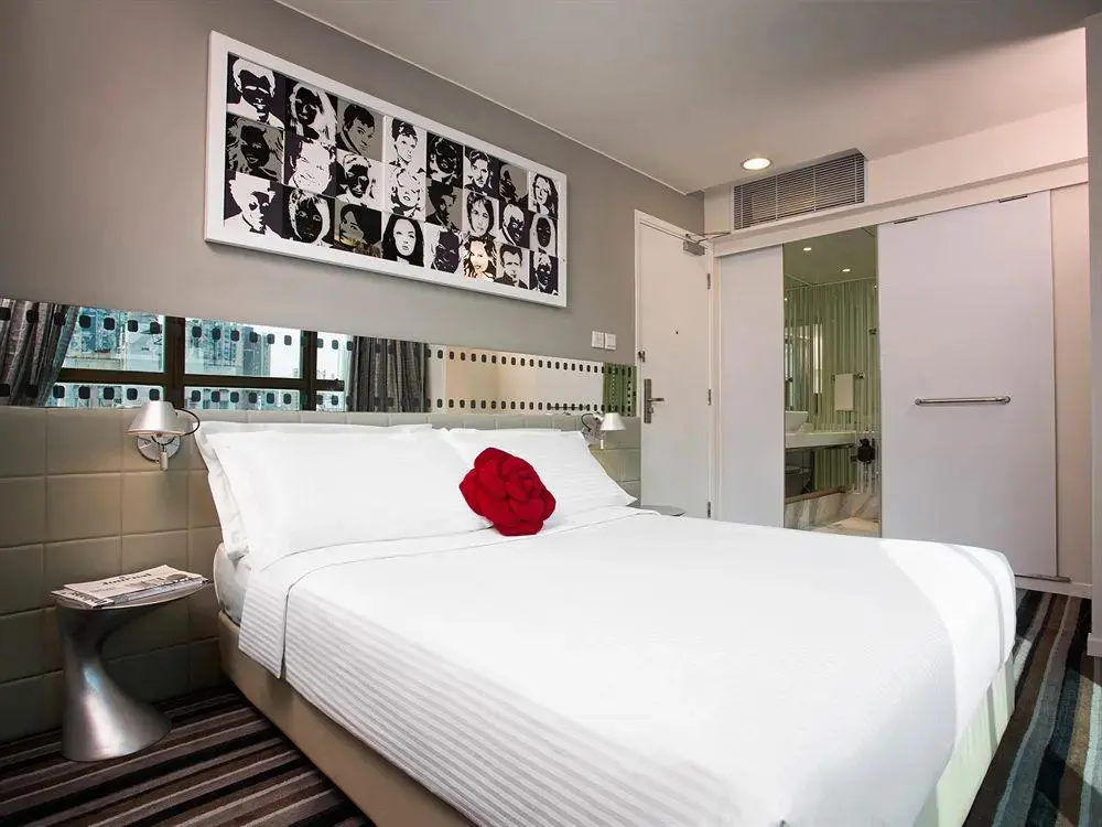 Гонконг: Travelodge Central,Hollywood Road