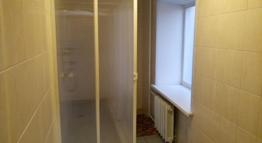 Омск: Меблированные комнаты Огни Манежа