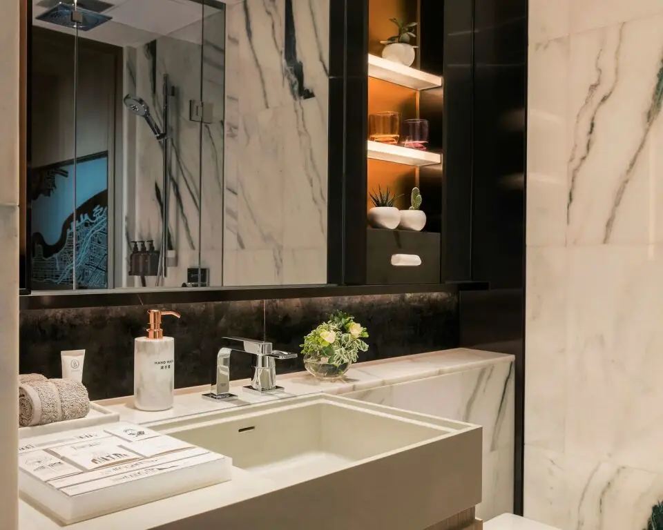 Гонконг: Hyatt Centric Victoria Harbour Hong Kong