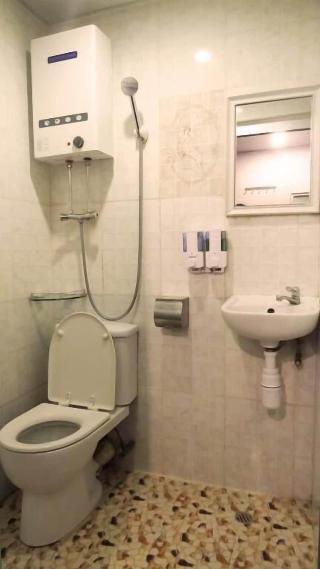 Гонконг: England Premier Backpackers Inn