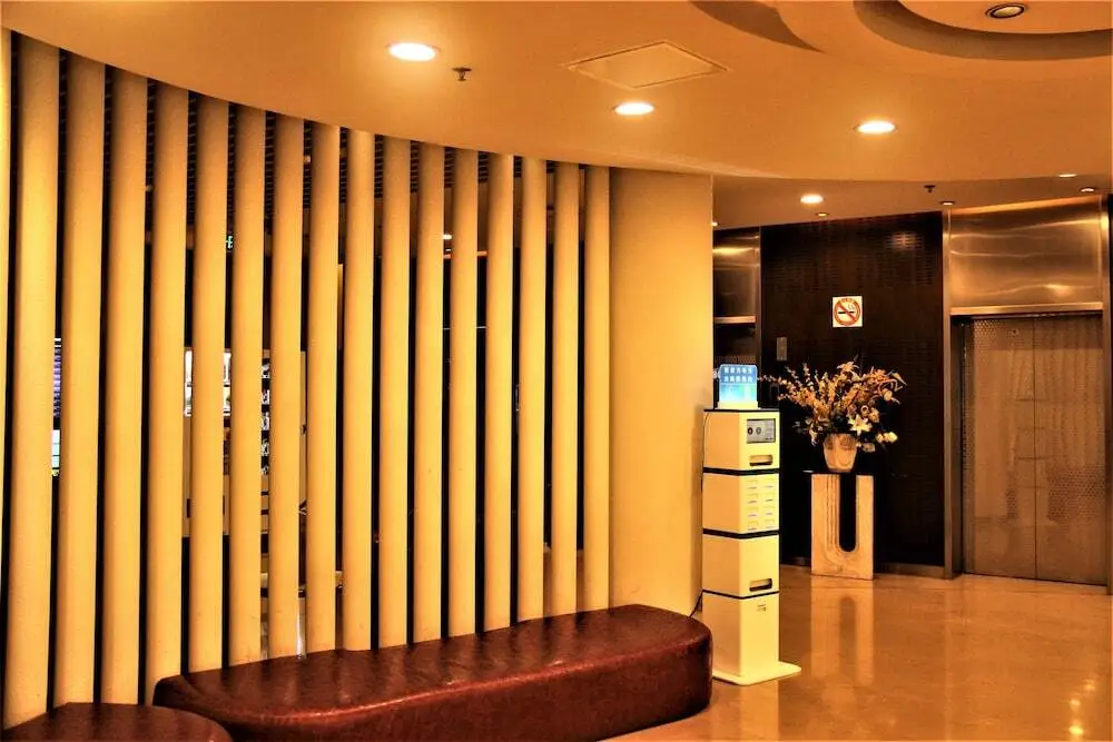 Шанхай: Express by Holiday Inn Putuo Shanghai