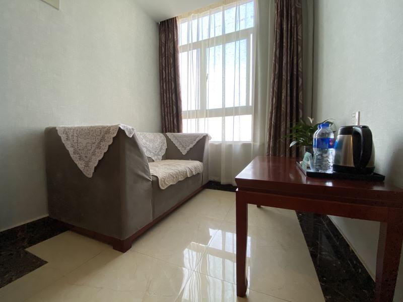 Хэфэй: GreenTree Inn Anhui Hefei Feixi West Renmin Road Guanyi Road Express Hotel
