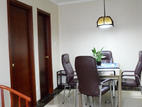 Хэфэй: GreenTree Inn Anhui Hefei Feixi West Renmin Road Guanyi Road Express Hotel