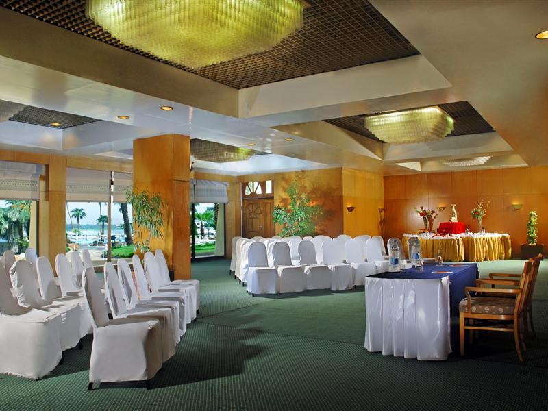 Луксор: Sheraton Luxor Resort