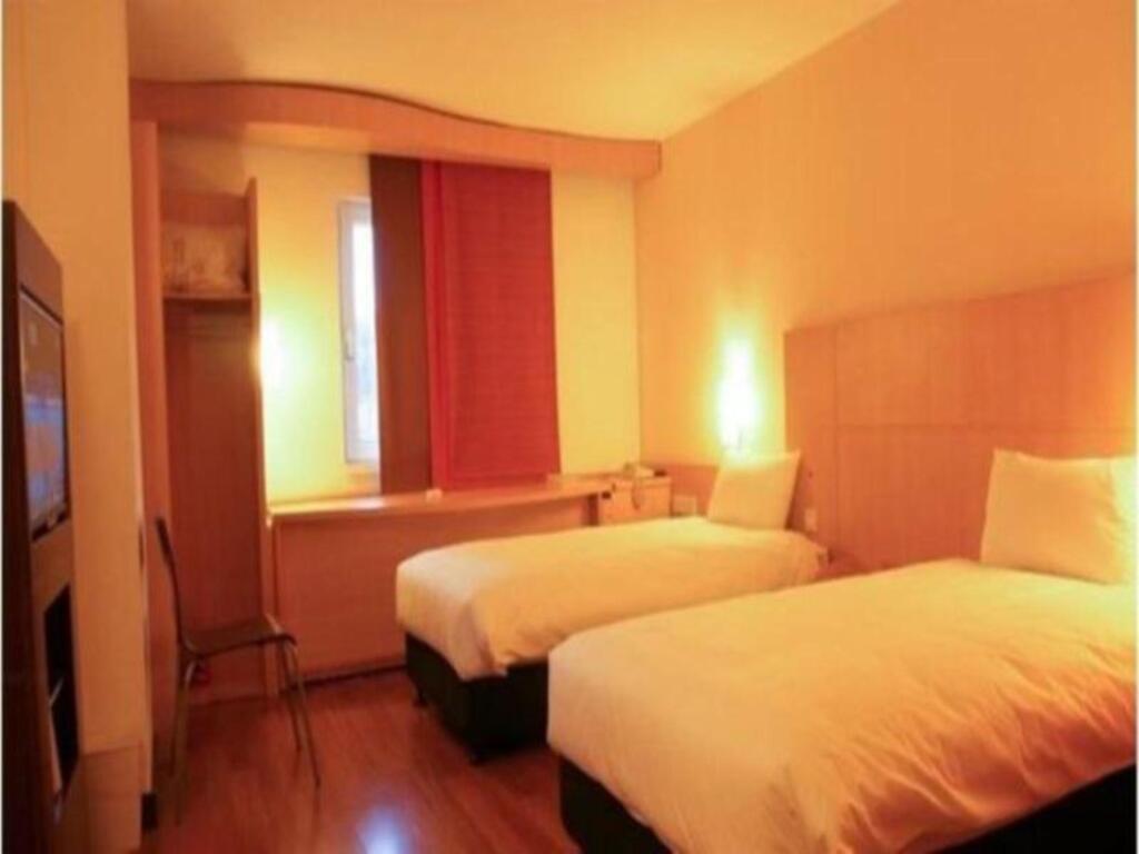 Дунгуань: ibis Qingxi Dongguan