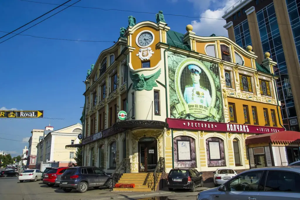 RENT-servis Apartamenty v istoricheskom tsentre Omska na Lermontova — фото 1