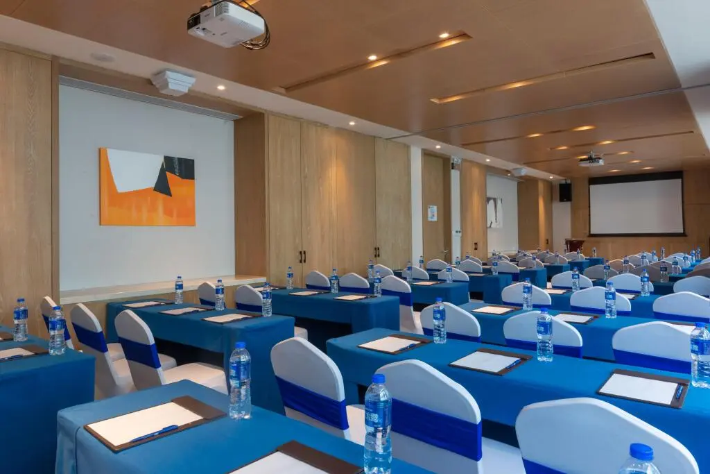 Шэньчжэнь: Holiday Inn Express Shenzhen Songgang
