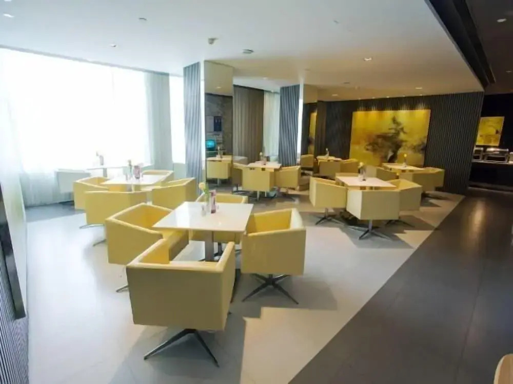 Шэньян: Jinjiang Inn Shenyang Shenbei University City Normal