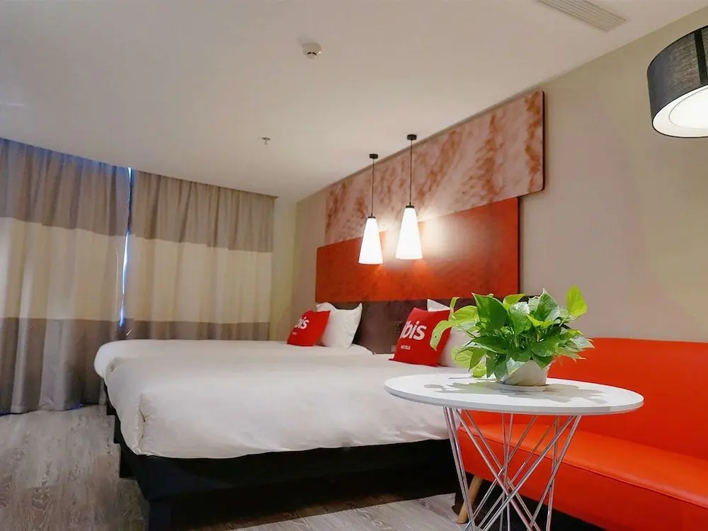 Цзяюйгуань: Ibis Jiayuguan Railway Station Hotel