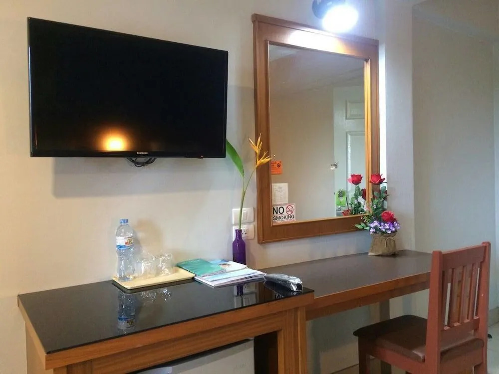 K2 Budget Hotel at Airport — фото 1