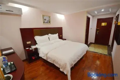 Тайчжоу: Greentree Inn Taizhou Xinghua Zhangguo Bus Station