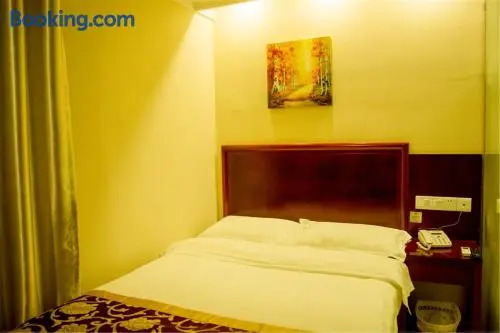 Тайчжоу: Greentree Inn Taizhou Xinghua Zhangguo Bus Station