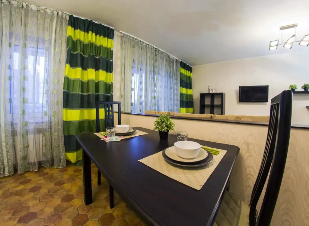 Омск: RENT-сервис на Жукова 101/1