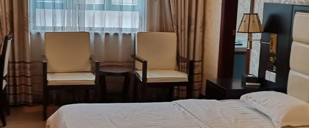 Гуанчжоу: Guangzhou 13K Guest House