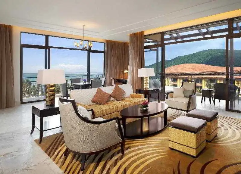 Санья: The St. Regis Sanya Yalong Bay Resort