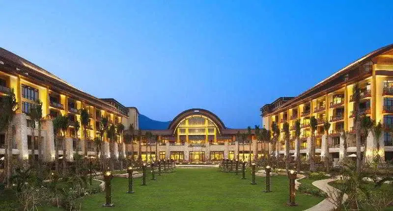 The St. Regis Sanya Yalong Bay Resort — фото 1
