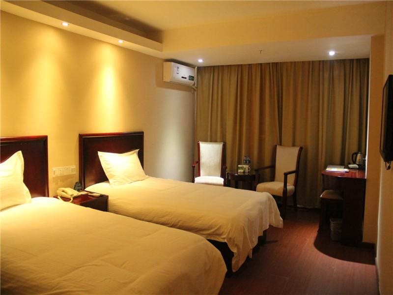 Гуанчжоу: GreenTree Inn Guangdong Guangzhou Baiyun West Huangshi Road Express Hotel
