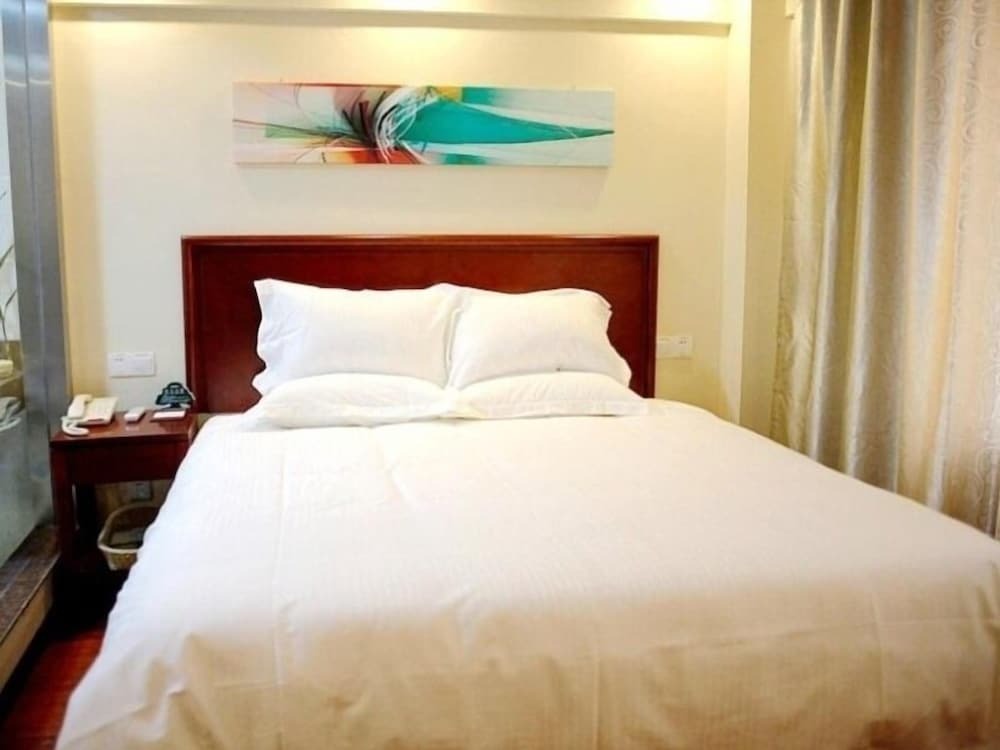 Наньтун: GreenTree Inn Nantong Middle Renming Road Dongjing International Express Hotel