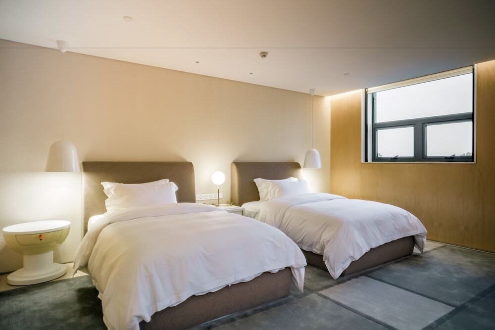 Нанкин: The Sifang Hotel Nanjing Autograph Collection
