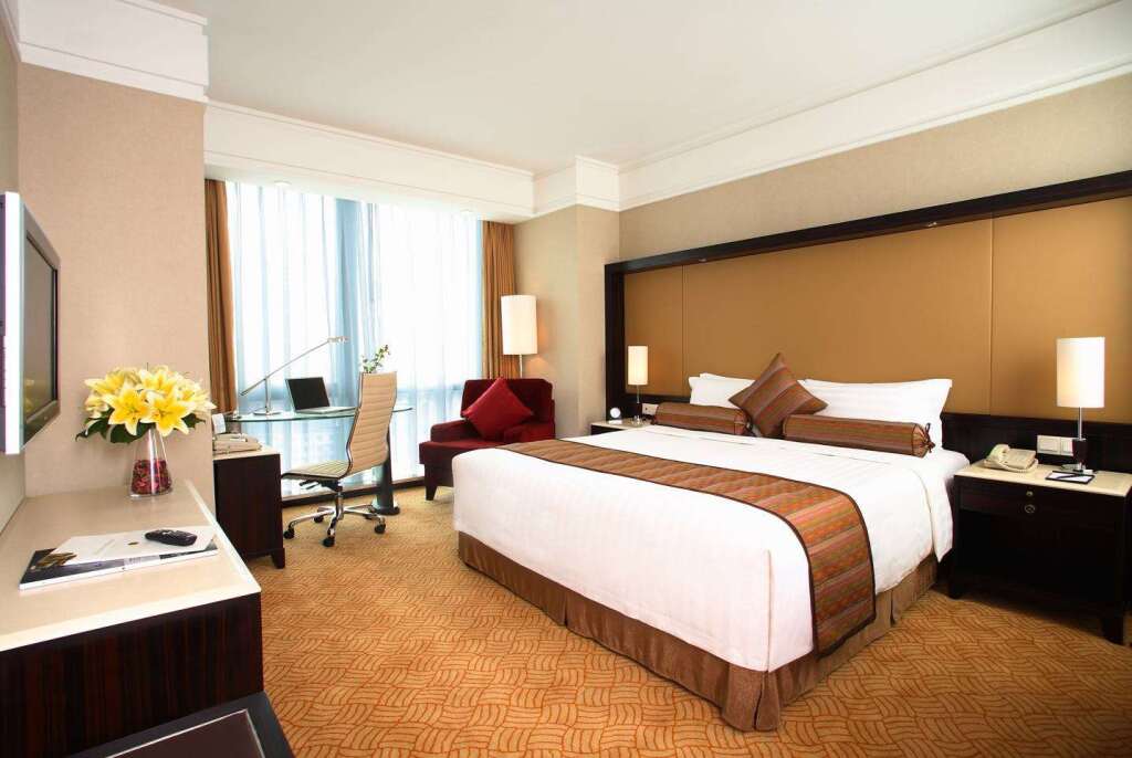 Шанхай: Howard Johnson by Wyndham Huaihai Hotel Shanghai