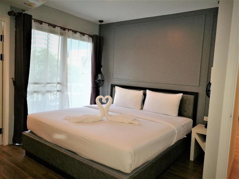 Бангкок: Formerly RedDoorz Premium near Ekkamai BTS Station