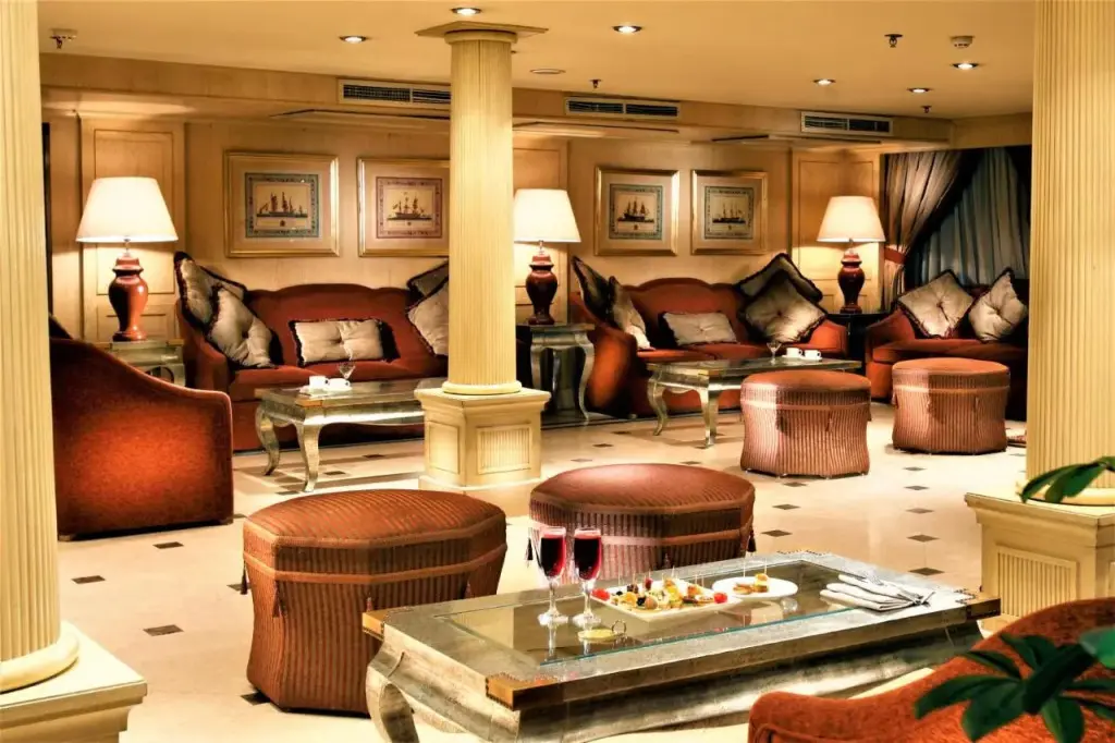 Луксор: Jaz Crown Jubilee Nile Cruise - Thursdays from Luxor for 7&4 Nts - Mondays from Aswan for 3 Nts