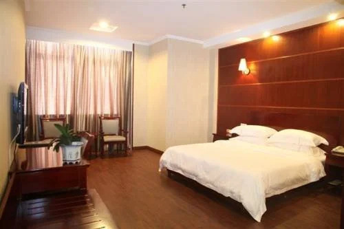 Нинбо: Super 8 Ningbo Bei Lun Heng Shan Xi Lu