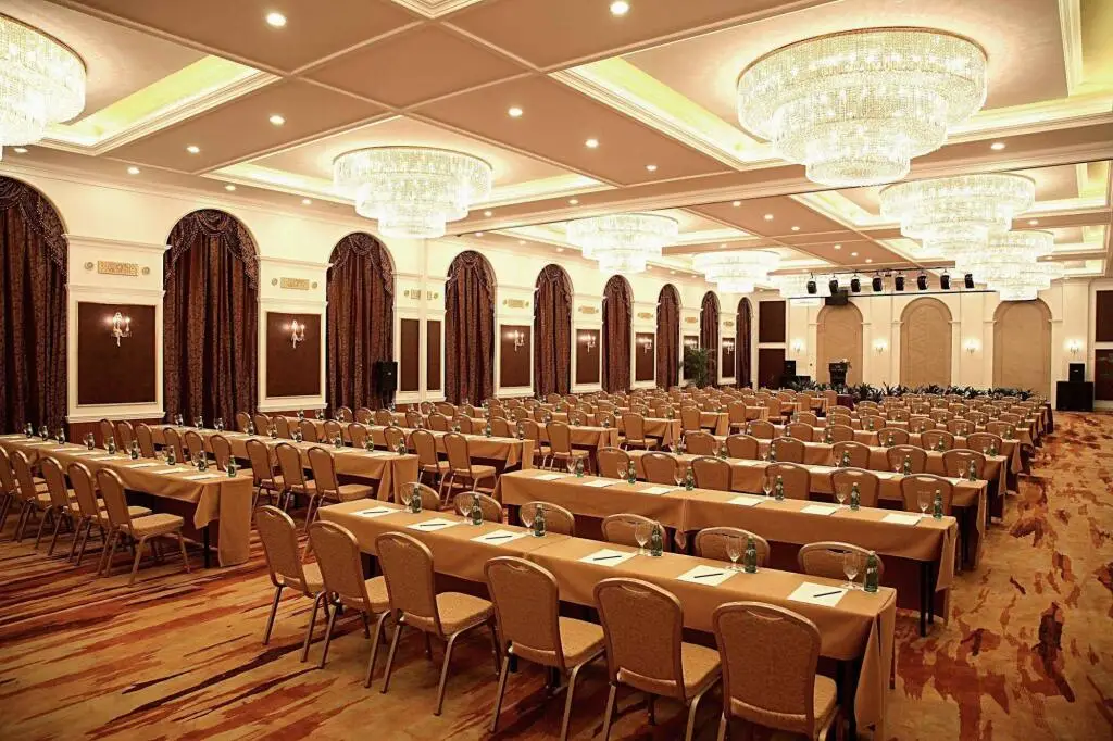 Далянь: Mercure Teda