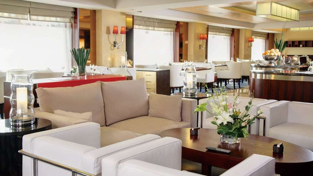 Циндао: Holiday Inn Qingdao Parkview