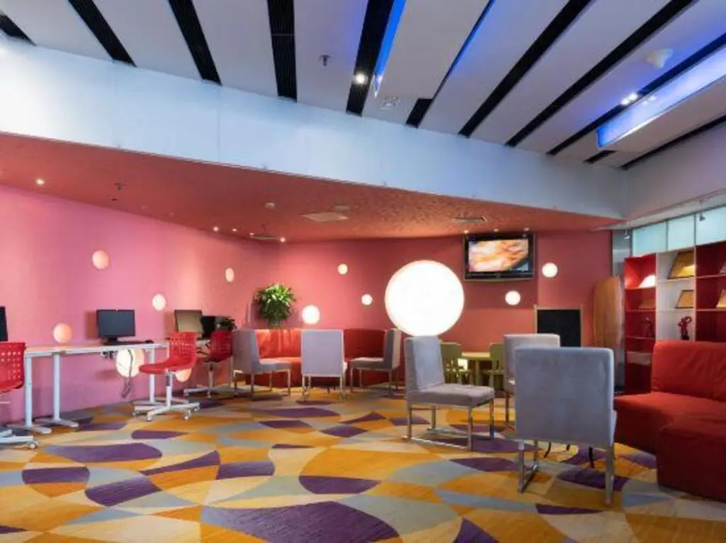 Тяньцзинь: Holiday Inn Express Tianjin Binhai