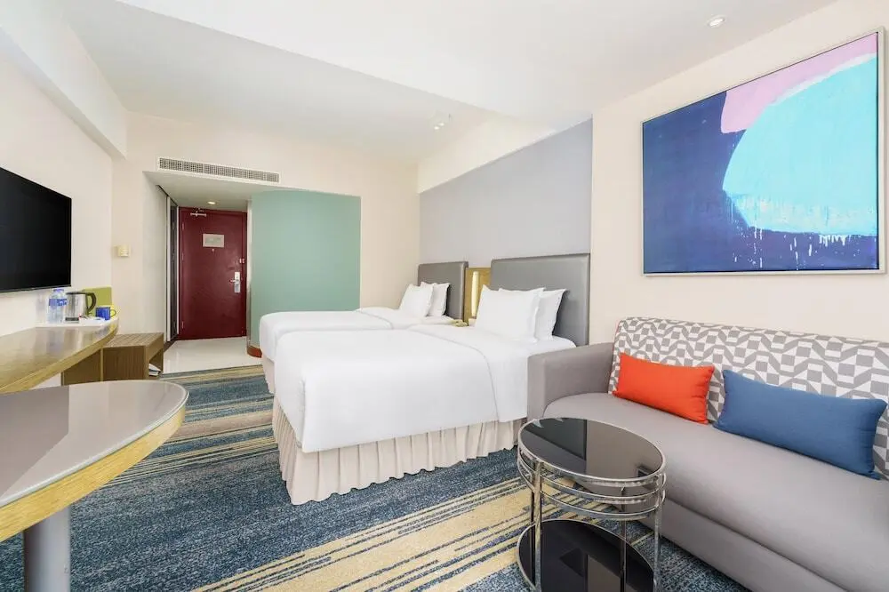 Далянь: Holiday Inn Express Dalian City Centre, an IHG Hotel