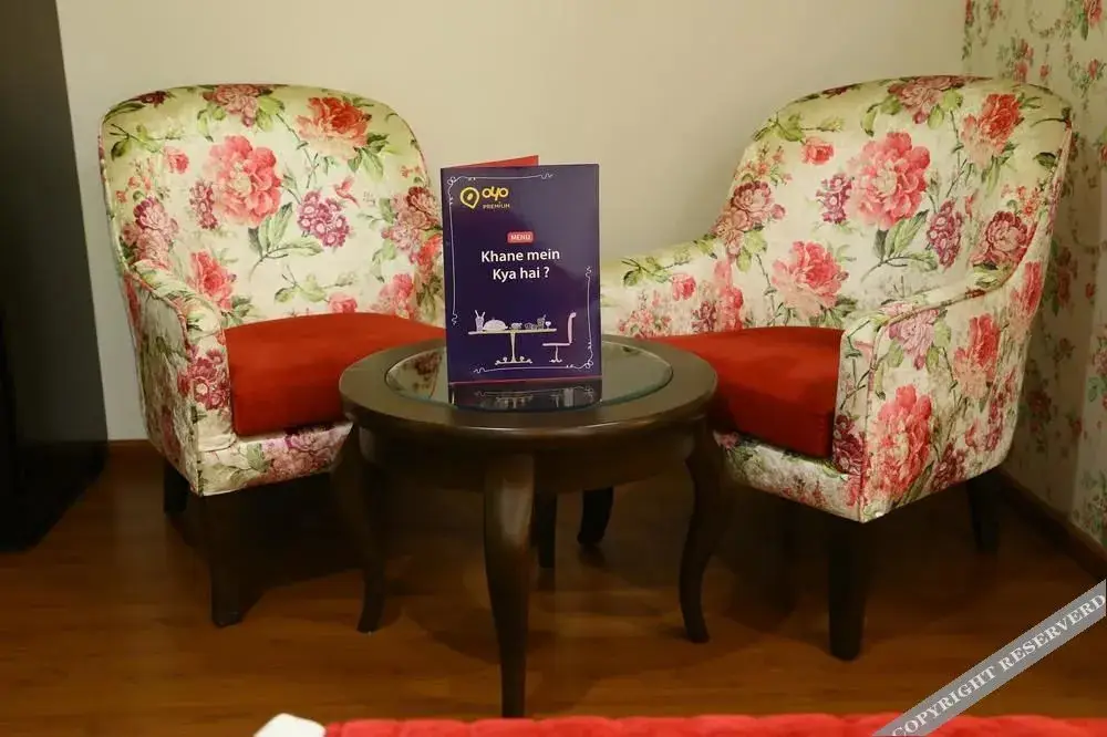 Мохали: Oyo Premium Ptl Chowk Phase 5 Mohali