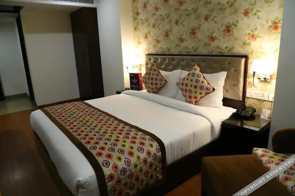 Мохали: Oyo Premium Ptl Chowk Phase 5 Mohali