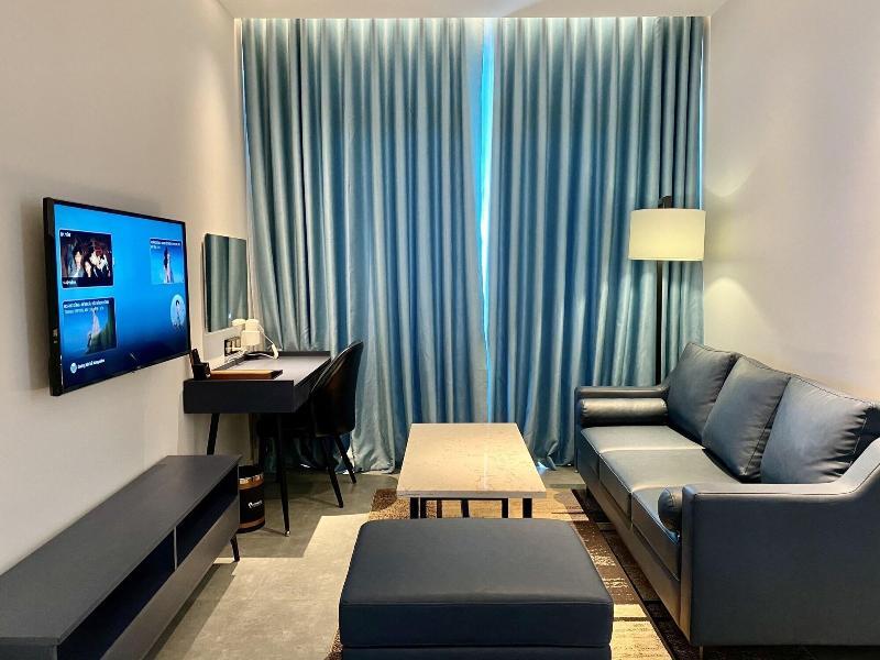 Куангнгай: Newcc Hotel And Serviced Apartment