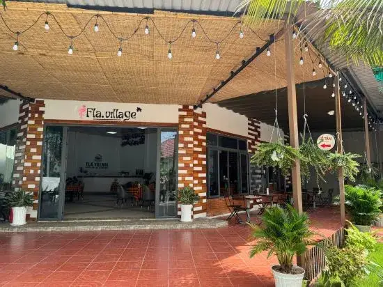 Fla Village — фото 1