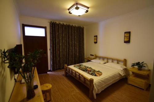 Цзюцюань: Dunhuang Silk Road Culture Hotel