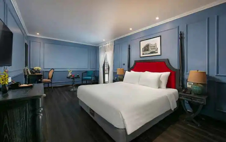 Халонг: The Secret Ha Long Hotel