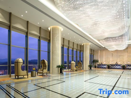 Цзуньи: Guomao Hotel