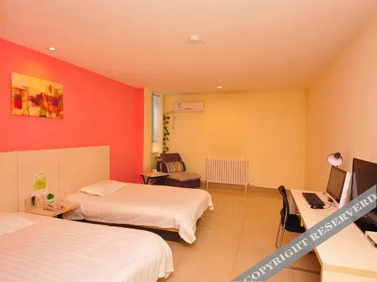 Дежоу: Baba Business Hotel (Pingyuan Bus Terminal Store)