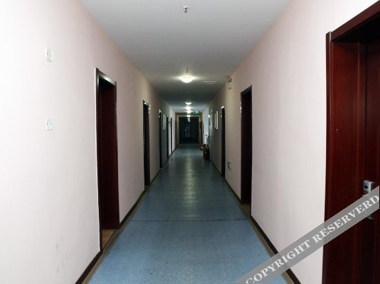 Пекин: Fangshan Hotel (Beijing Fangshan Chengguan Metro Station)
